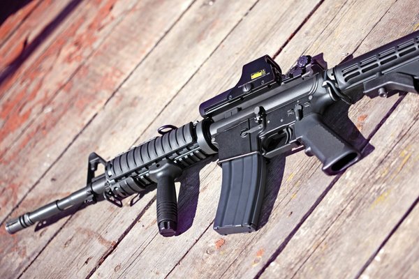 viseur point rouge pour AR-15